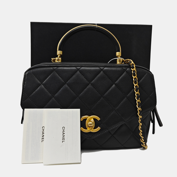 Quilted Calfskin Shoulder Bag Black