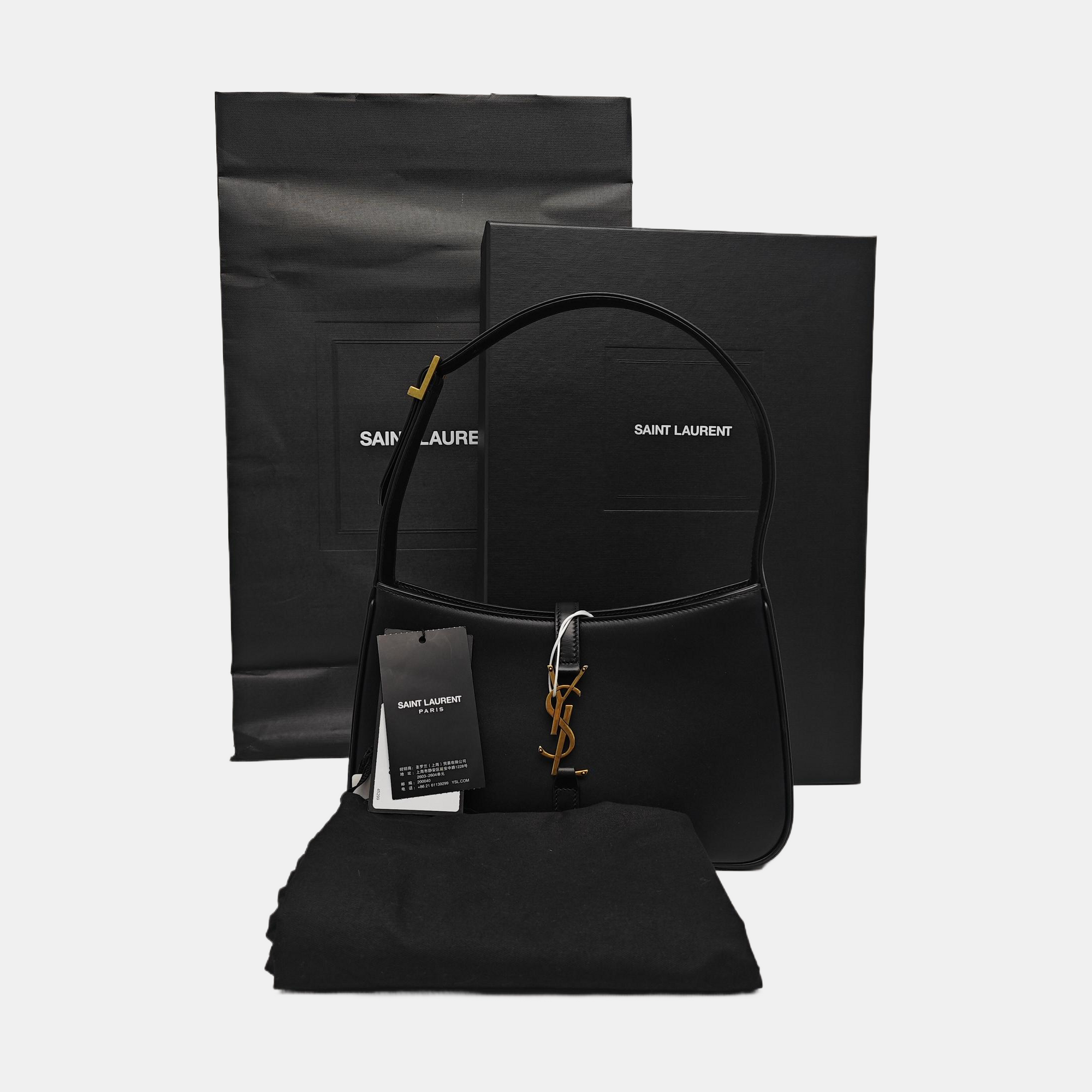 LE 5 À 7 Small Calfskin Black