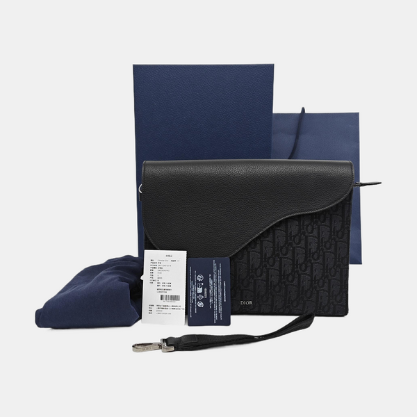 Saddle Medium Oblique Canvas Black