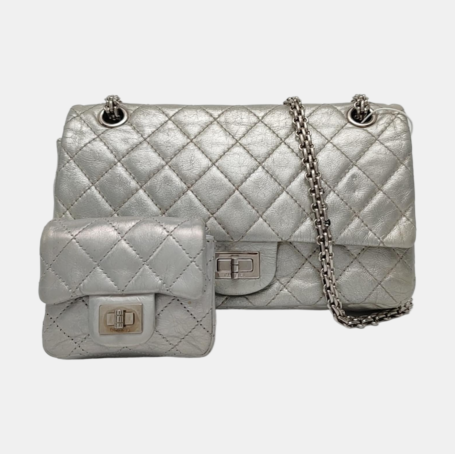 Authenticated pre-owned  2.55 225 (small) Quilted Calfskin Silver - Crossbody Bag at Looply
