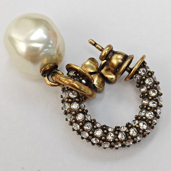 J'adior Metal Gold Earrings