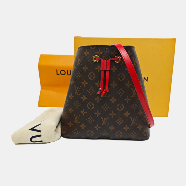 NÉONOÉ MM Monogram Coated Canvas Brown