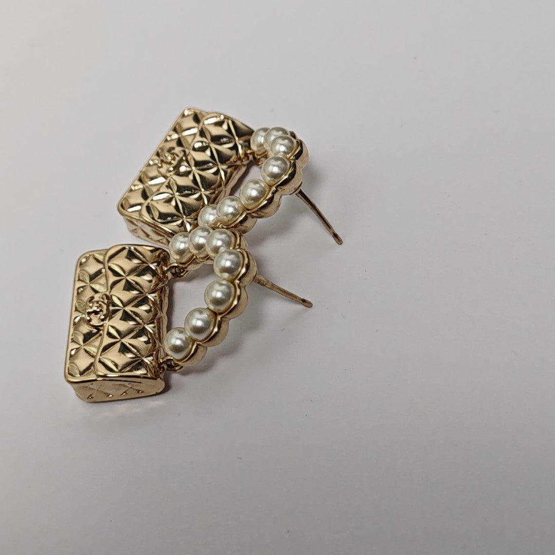Metal Gold Stud Earrings