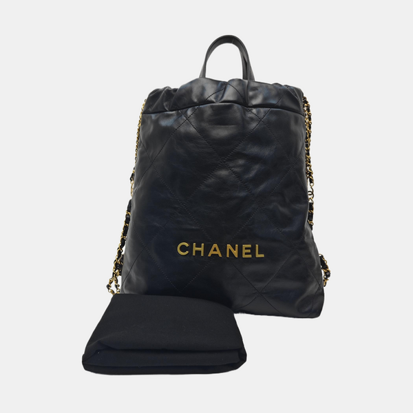 CHANEL 22 Small Quilted Calfskin Black