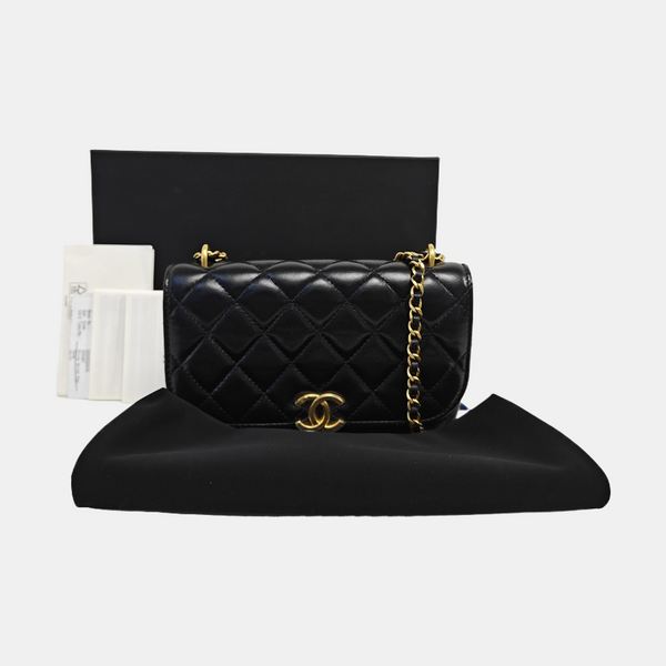 Quilted Lambskin Shoulder Bag Black
