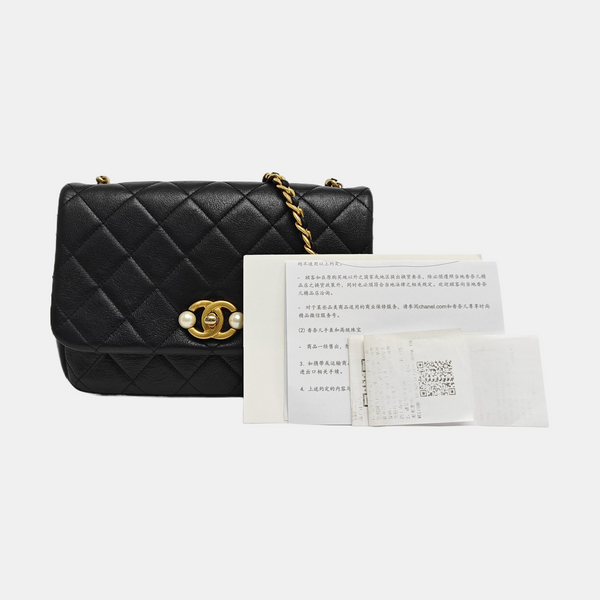 Quilted Calfskin Shoulder Bag Black