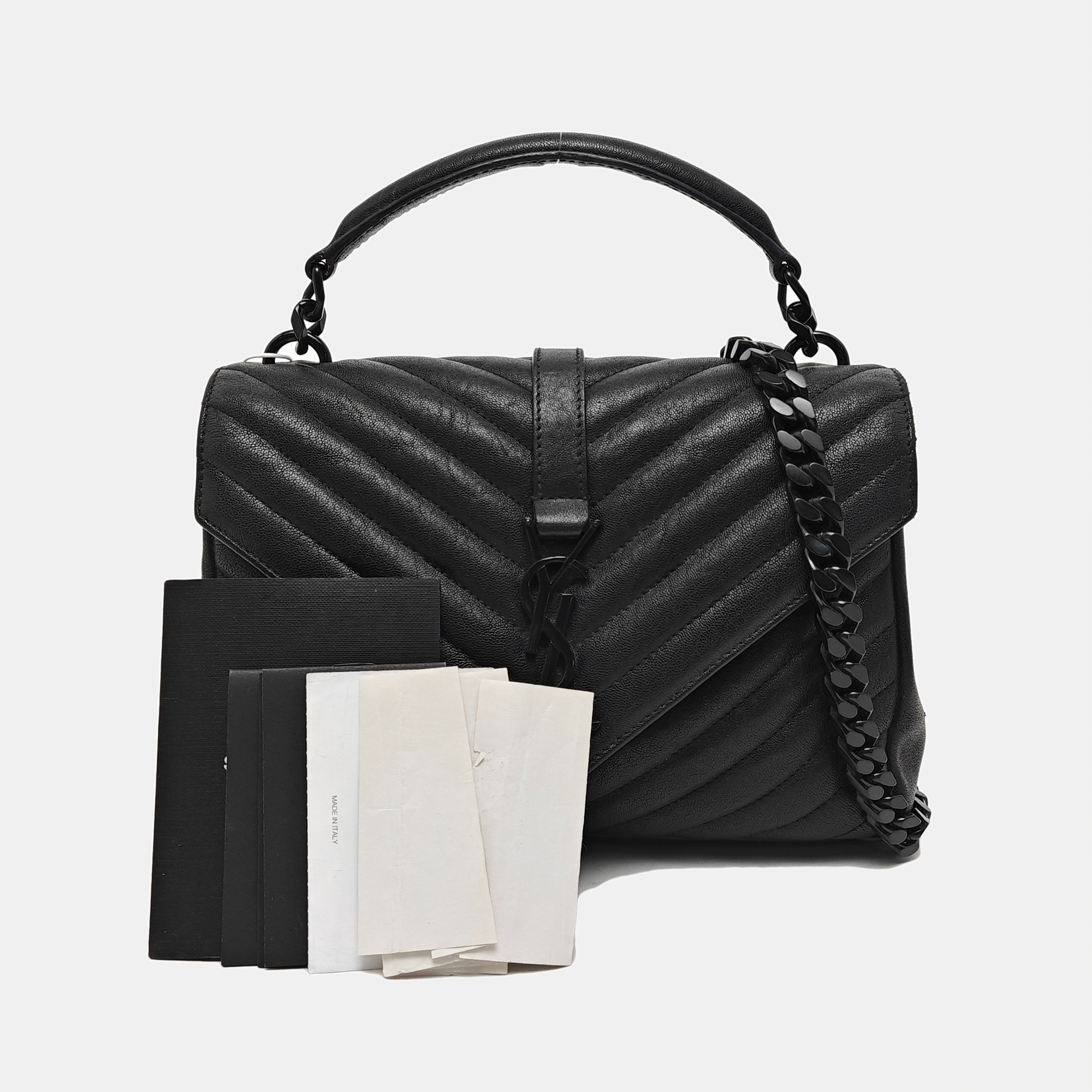 COLLEGE Medium Chevron Lambskin Black