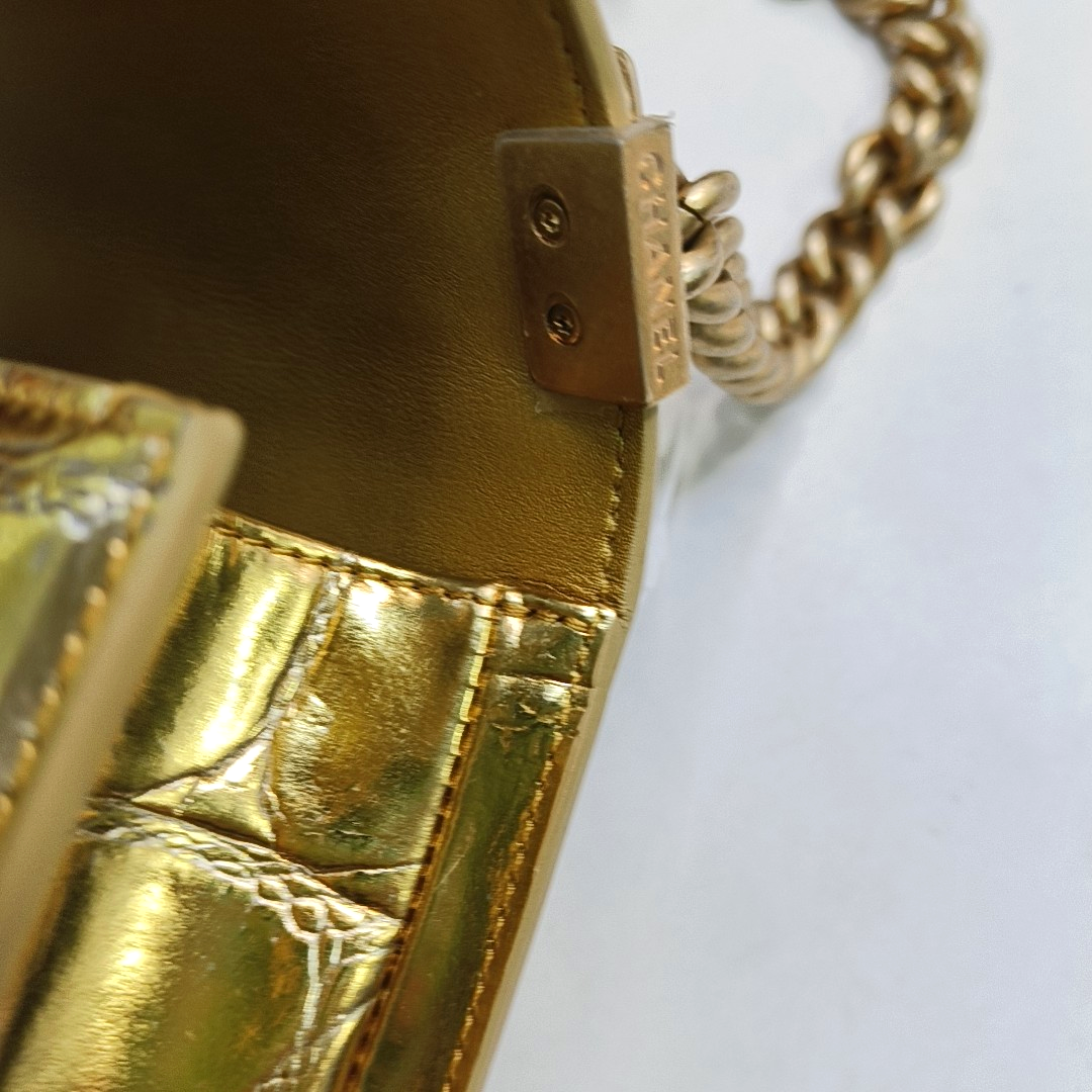 BOY CHANEL Small Calfskin Gold