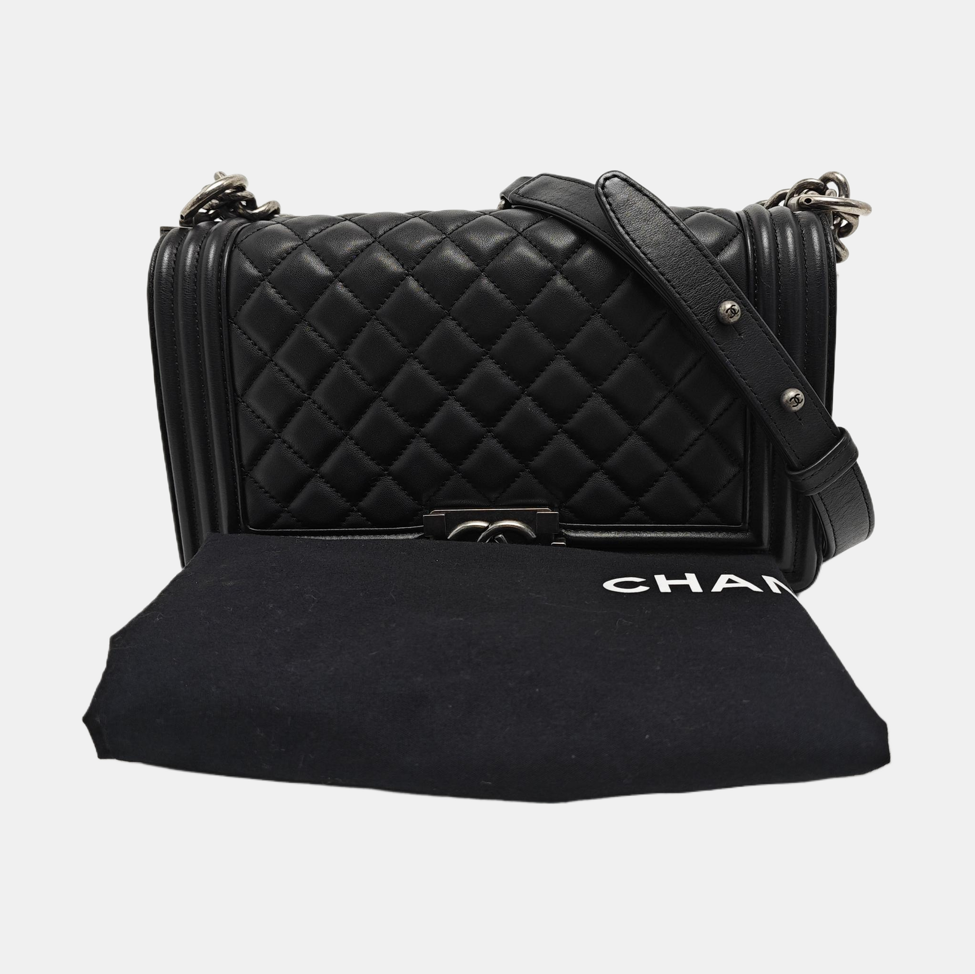 BOY CHANEL Medium Quilted Calfskin Black