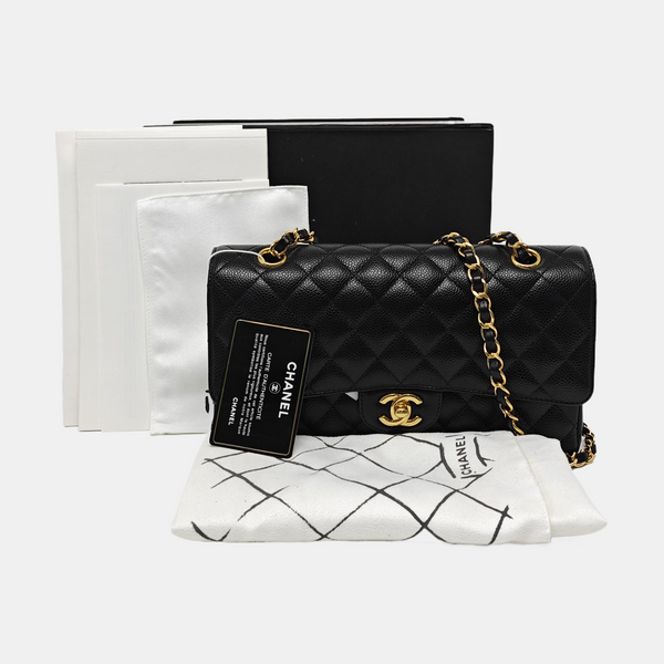 CLASSIC FLAP Medium Quilted Grained Calfskin Black