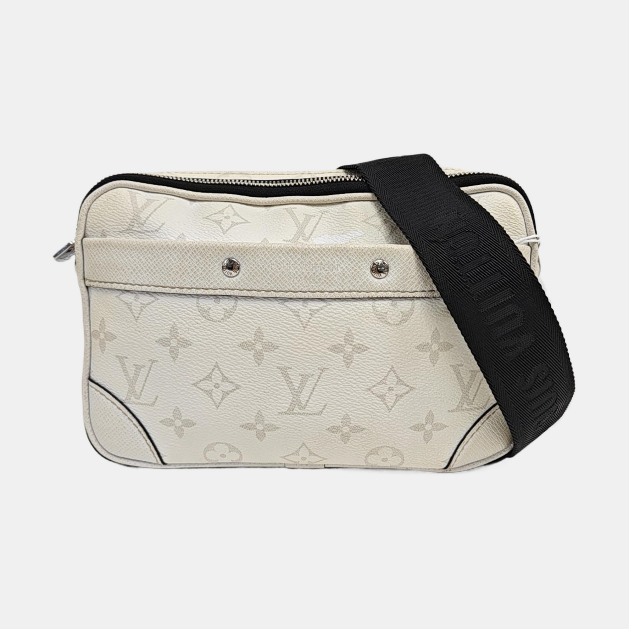 ALPHA Coated Canvas White