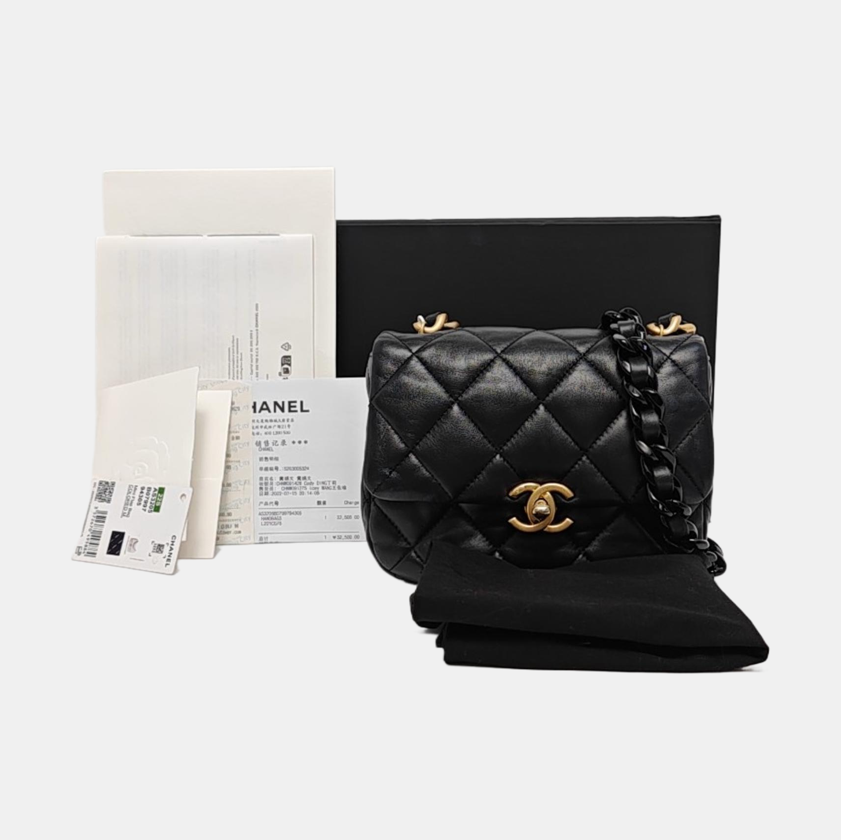 Quilted Lambskin Shoulder Bag Black