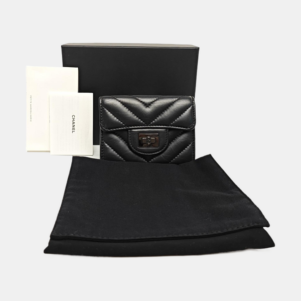 2.55 Chevron Calfskin Black Wallet