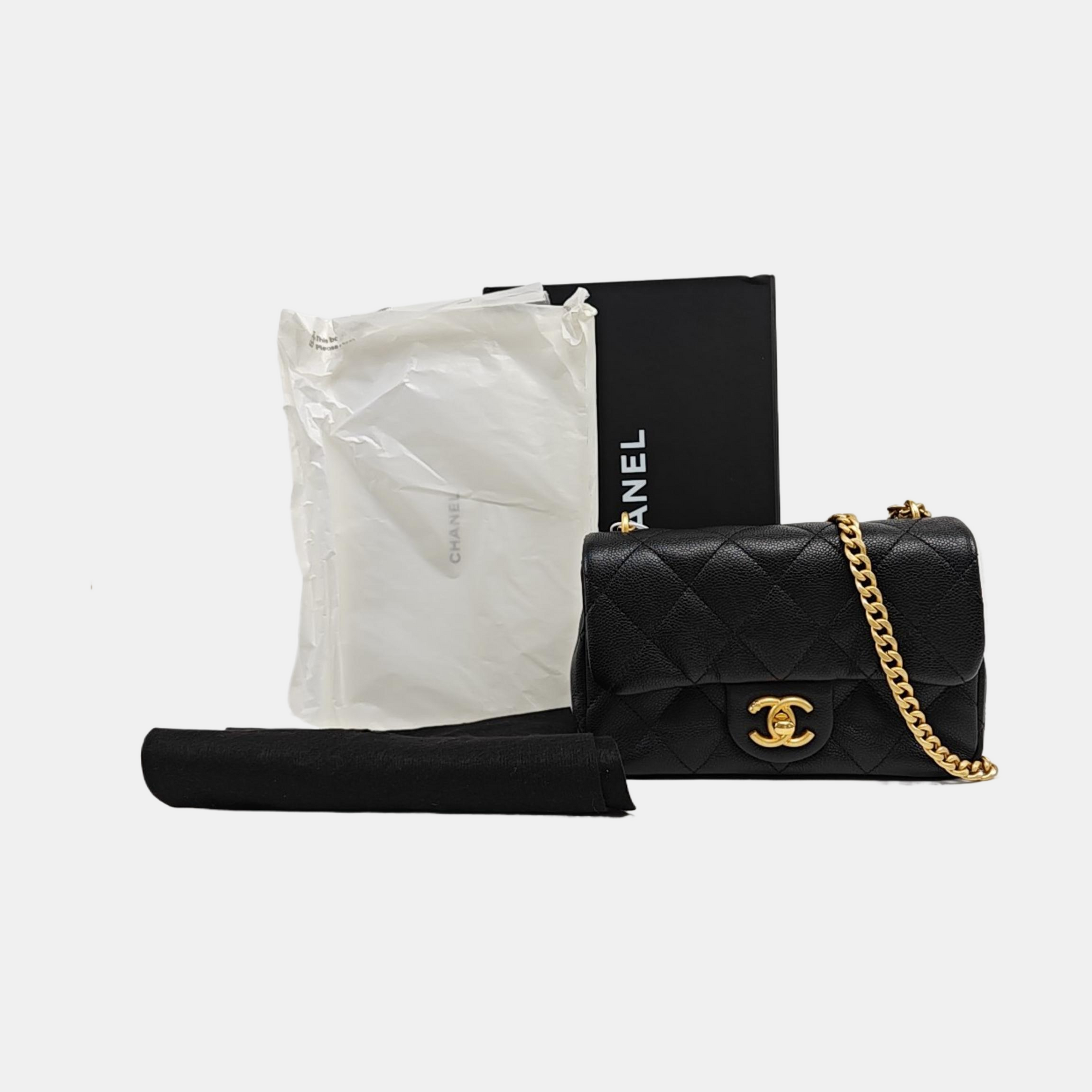 CLASSIC FLAP Mini Quilted Grained Calfskin Black