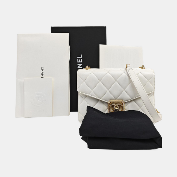 CLASSIC FLAP Mini Quilted Lambskin White