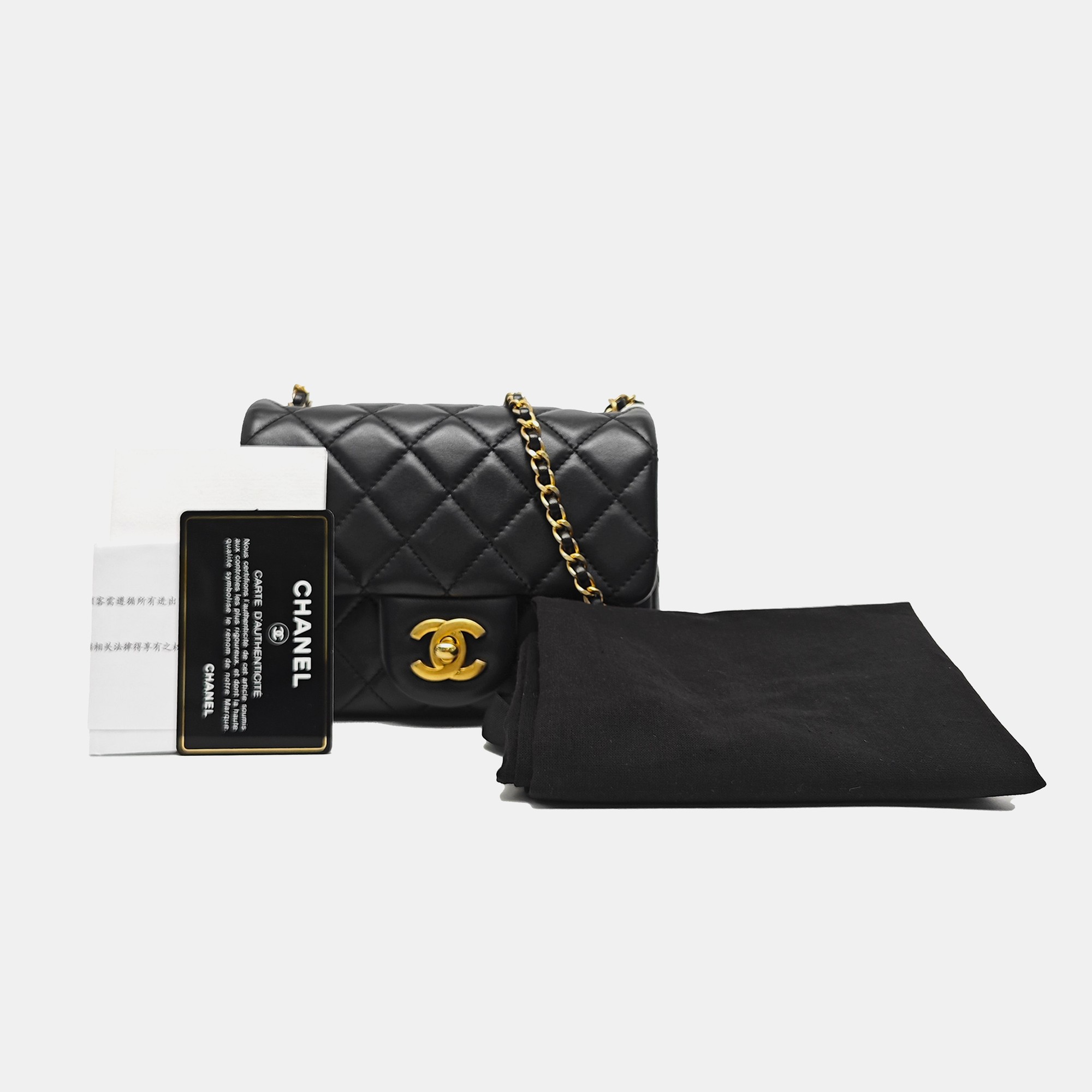 CLASSIC FLAP Mini Quilted Lambskin Black