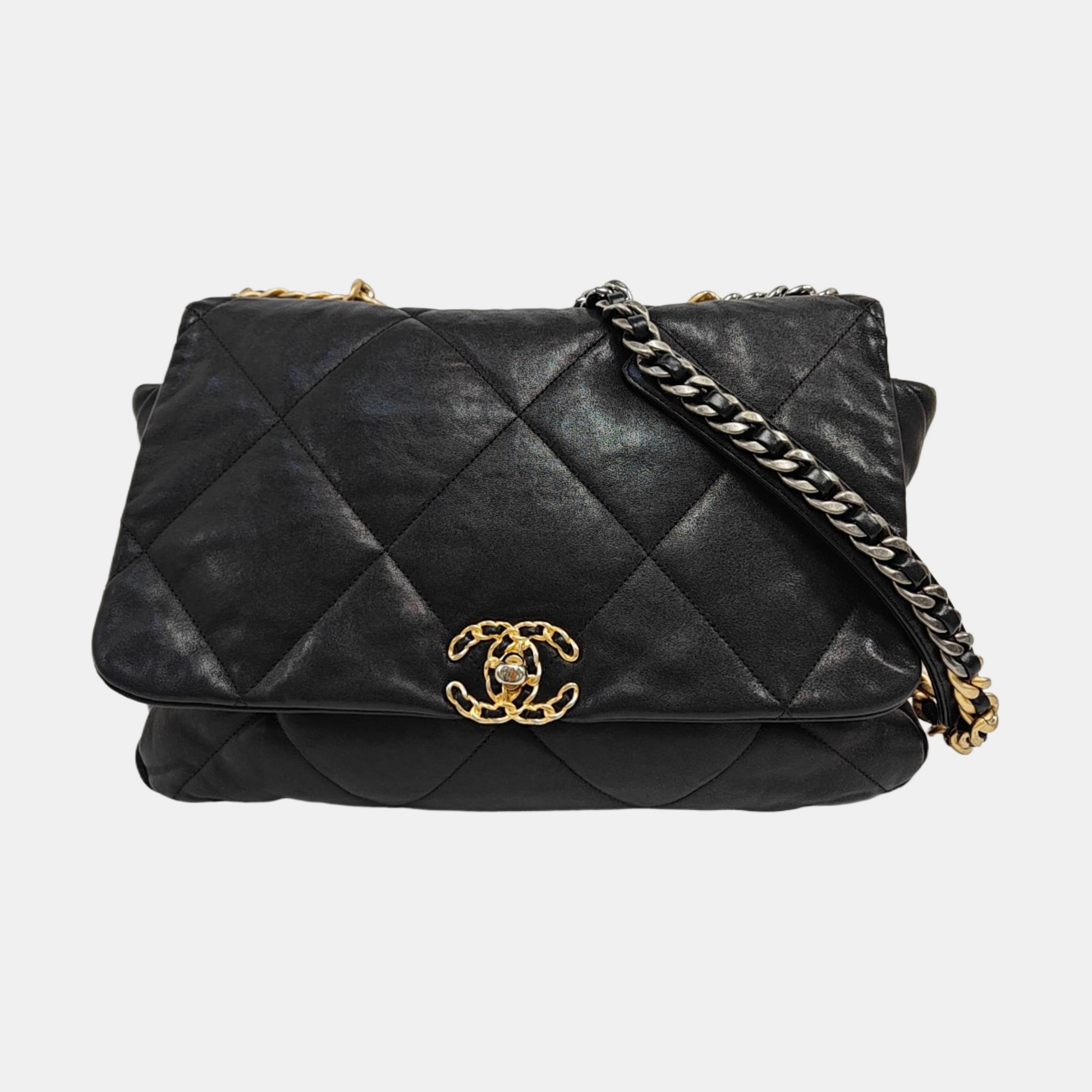 CHANEL 19 Maxi Quilted Lambskin Black