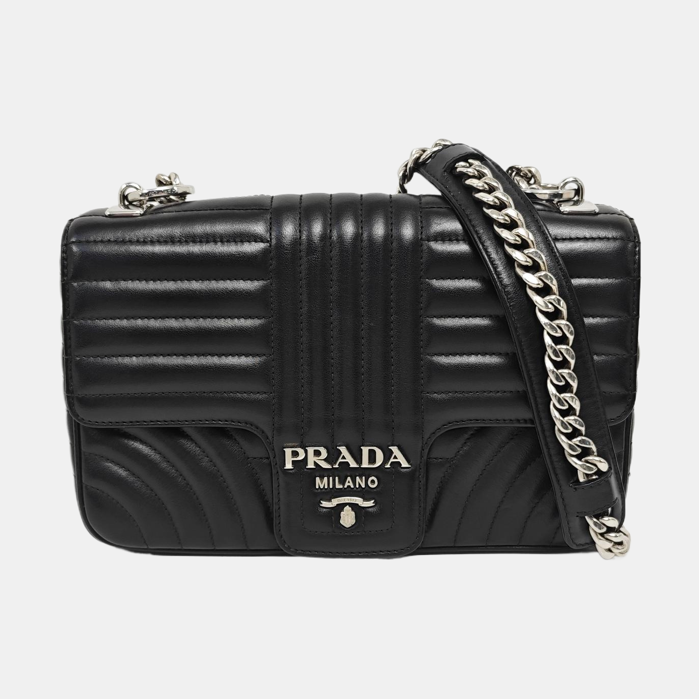 Diagramme Medium Quilted Calfskin Black
