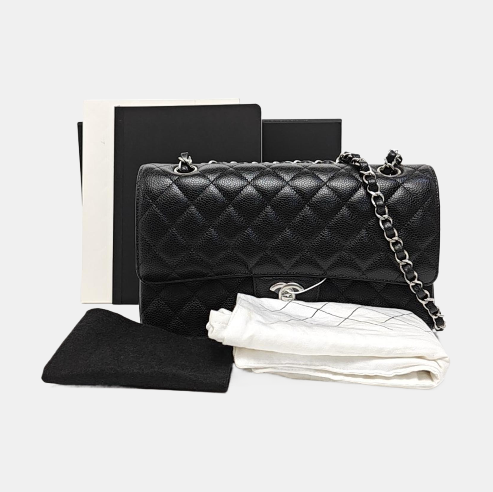 CLASSIC FLAP Small Quilted Grained Calfskin Black