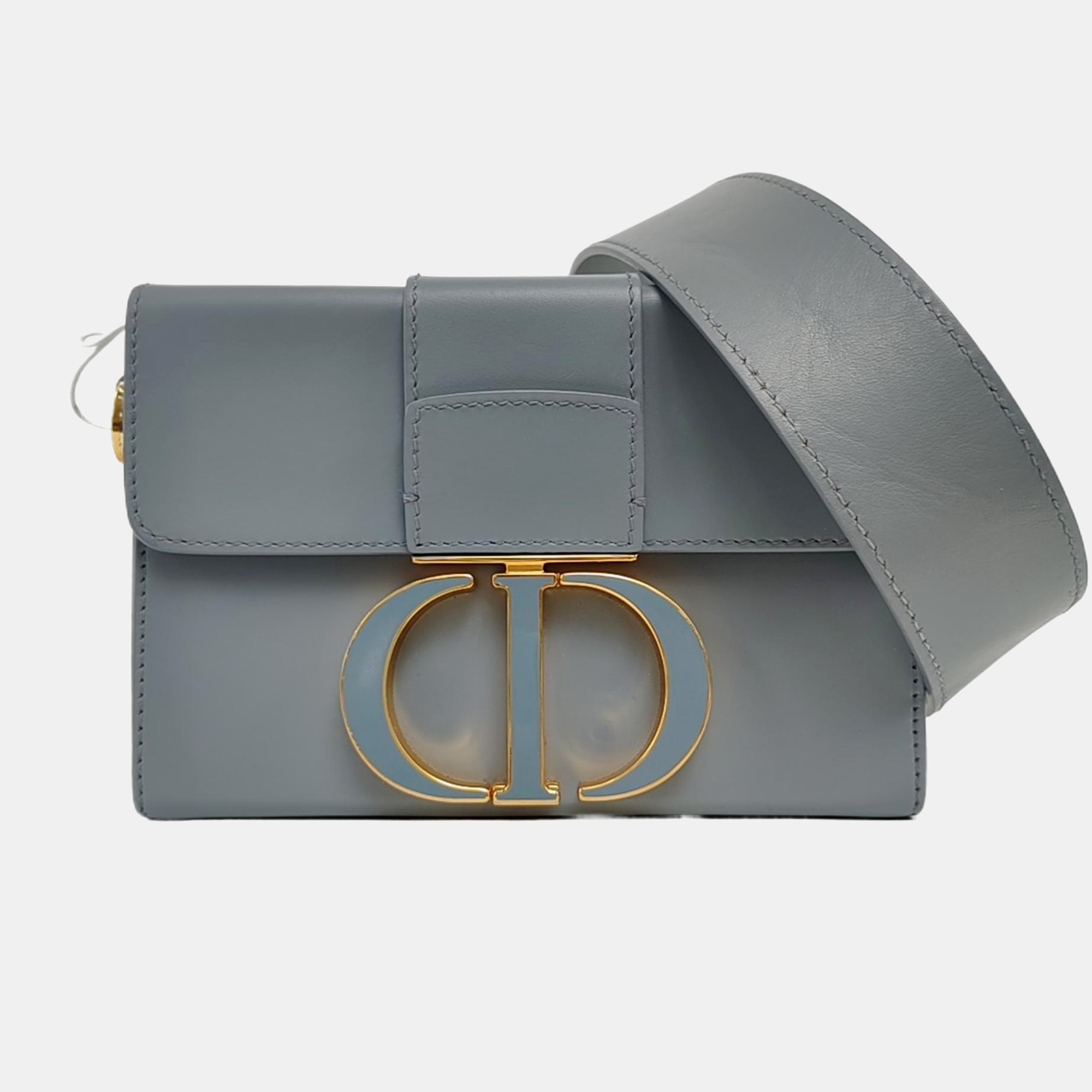 Authenticated pre-owned  30 Montaigne Calfskin Blue - Shoulder Bag at Looply