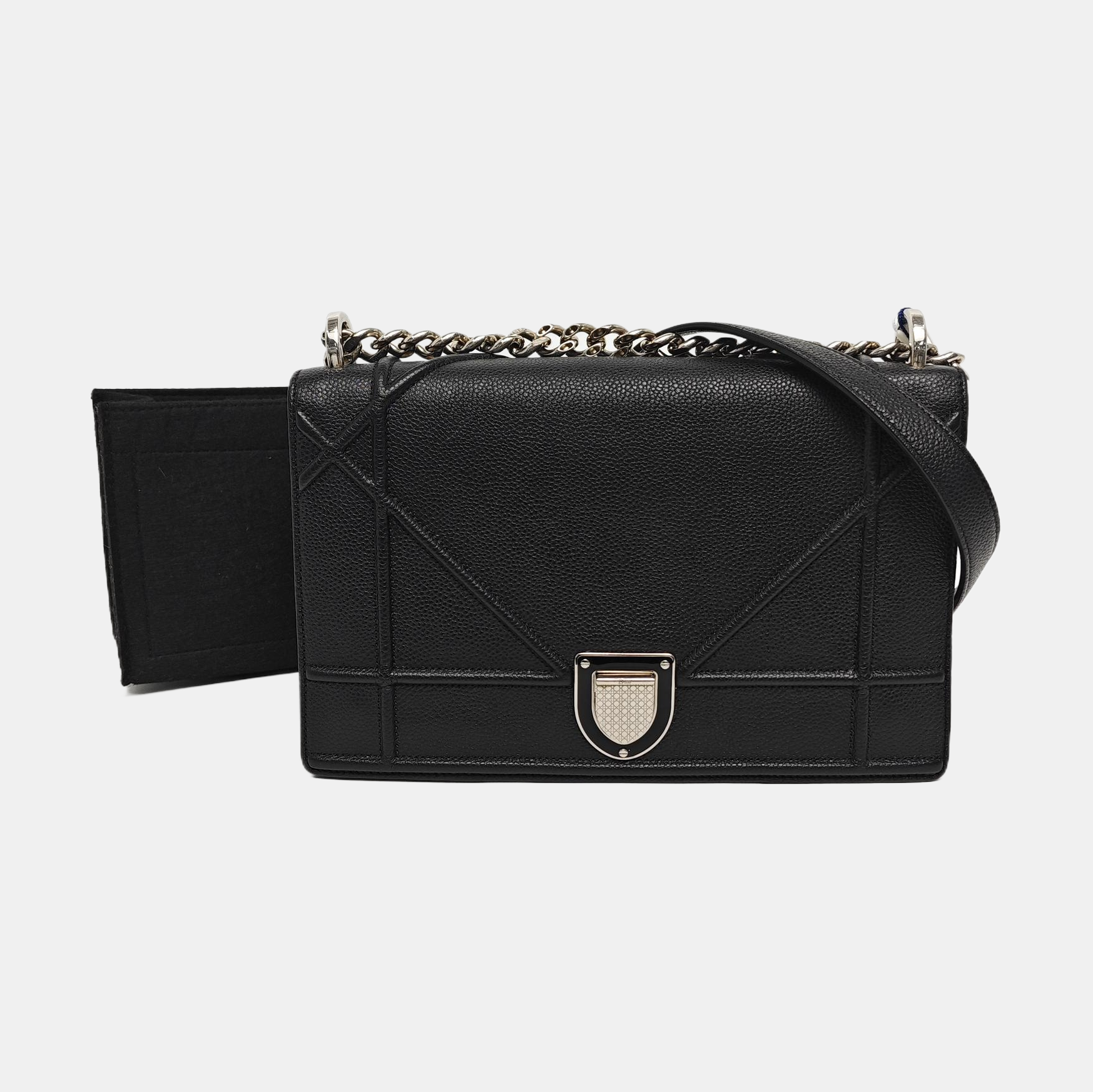 Diorama Medium Quilted Calfskin Black