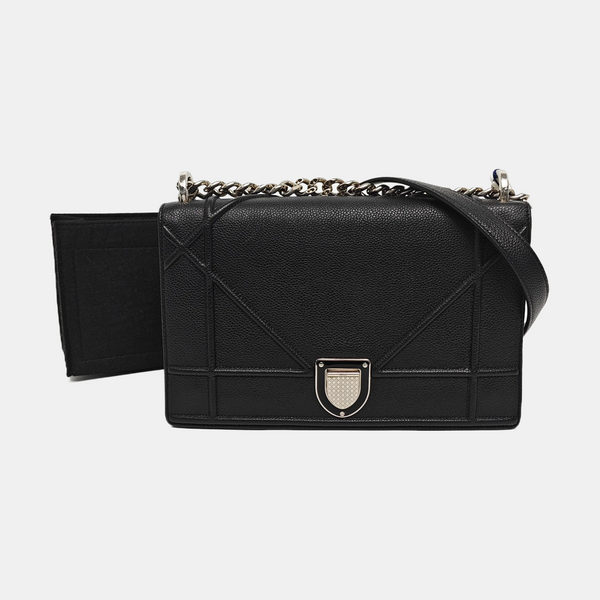 Diorama Medium Quilted Calfskin Black