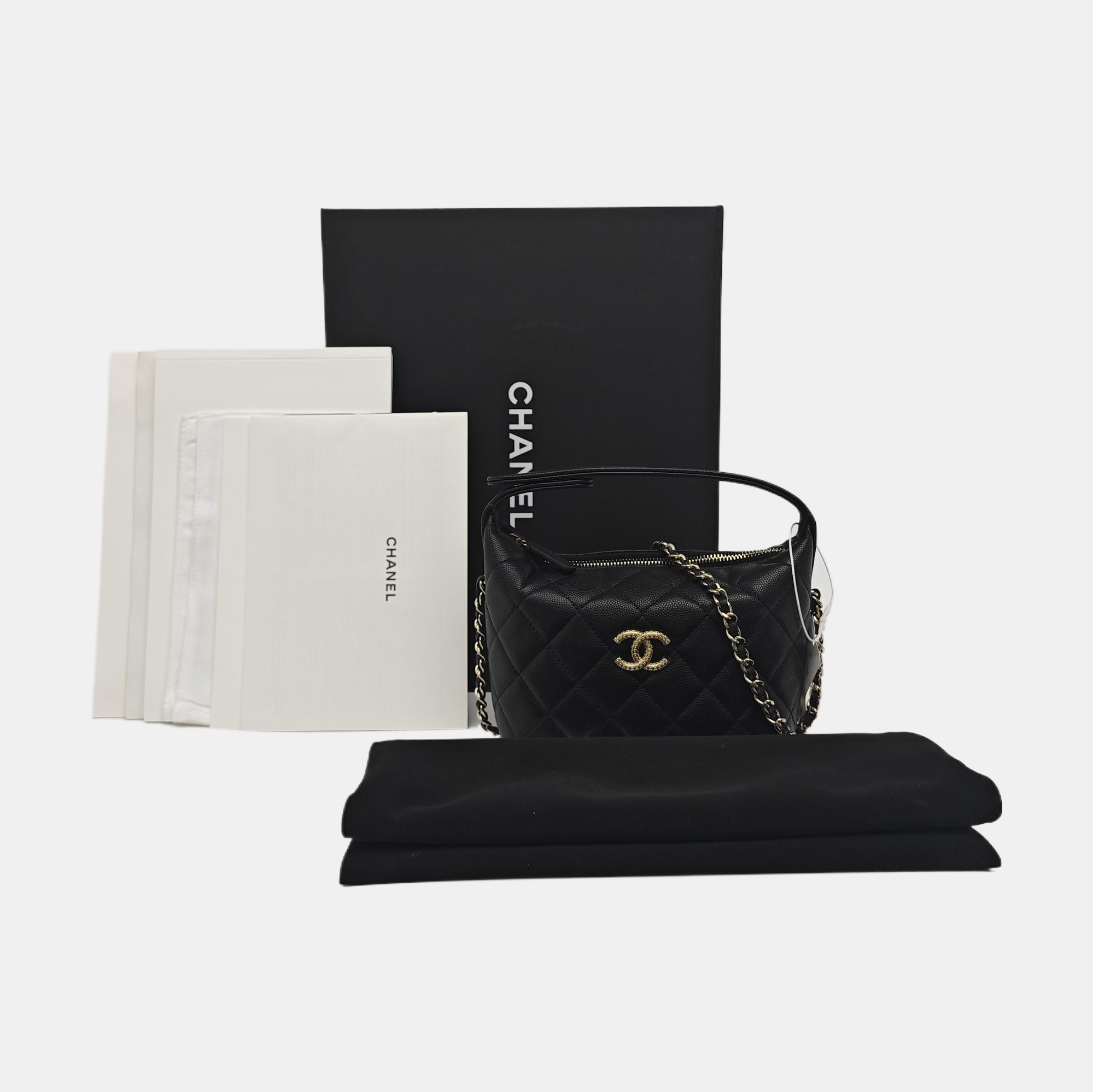 HOBO Quilted Grained Calfskin Black