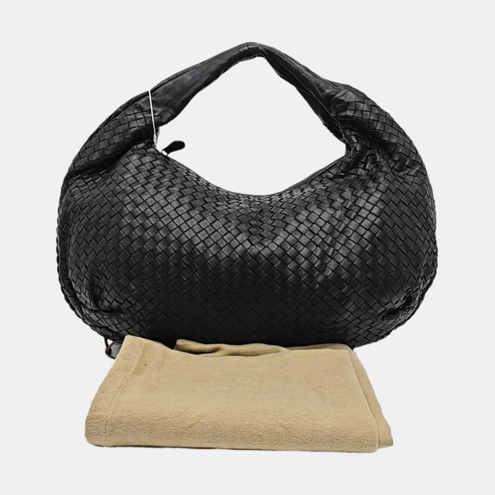Veneta Calfskin Black