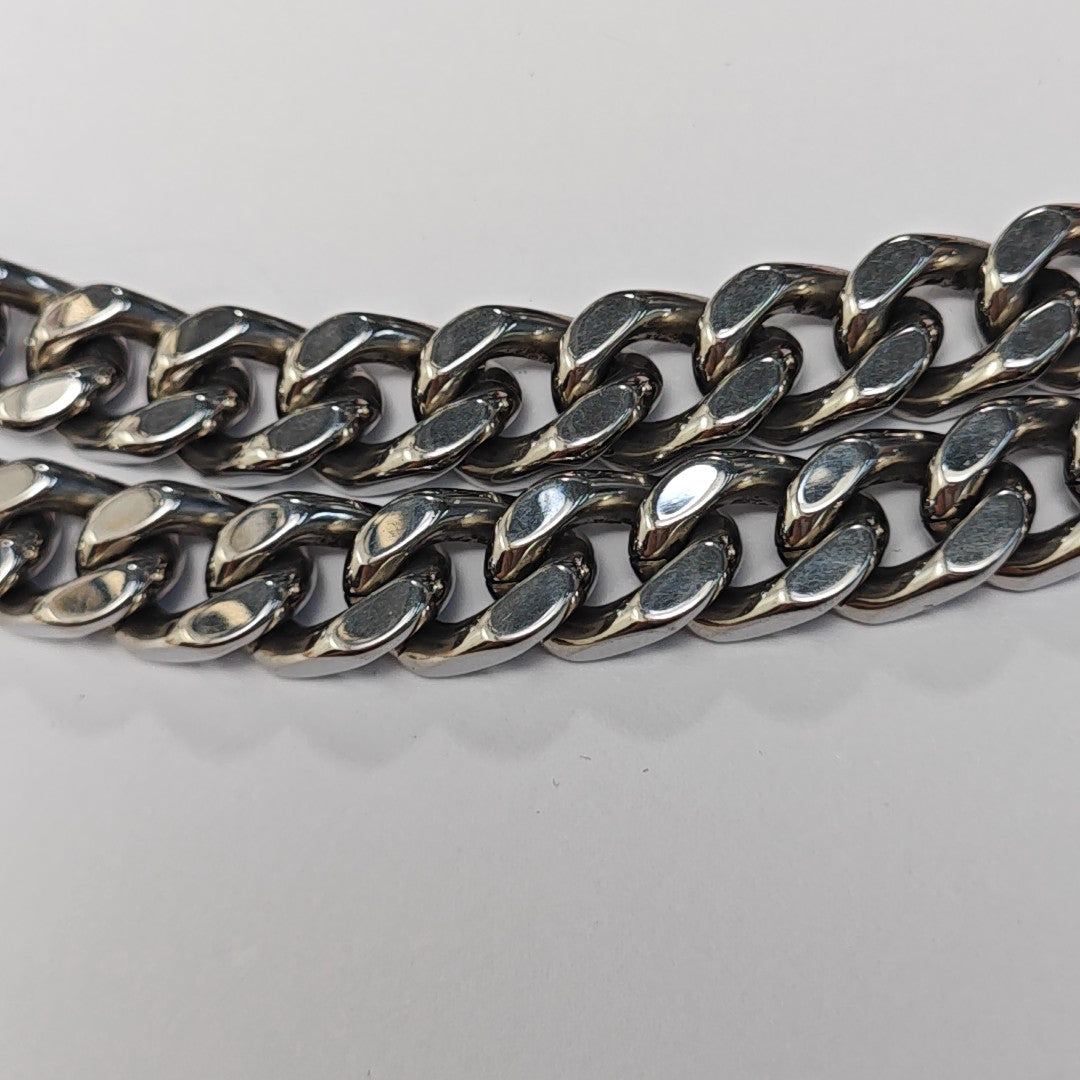 LV WOOD Metal Silver Necklace