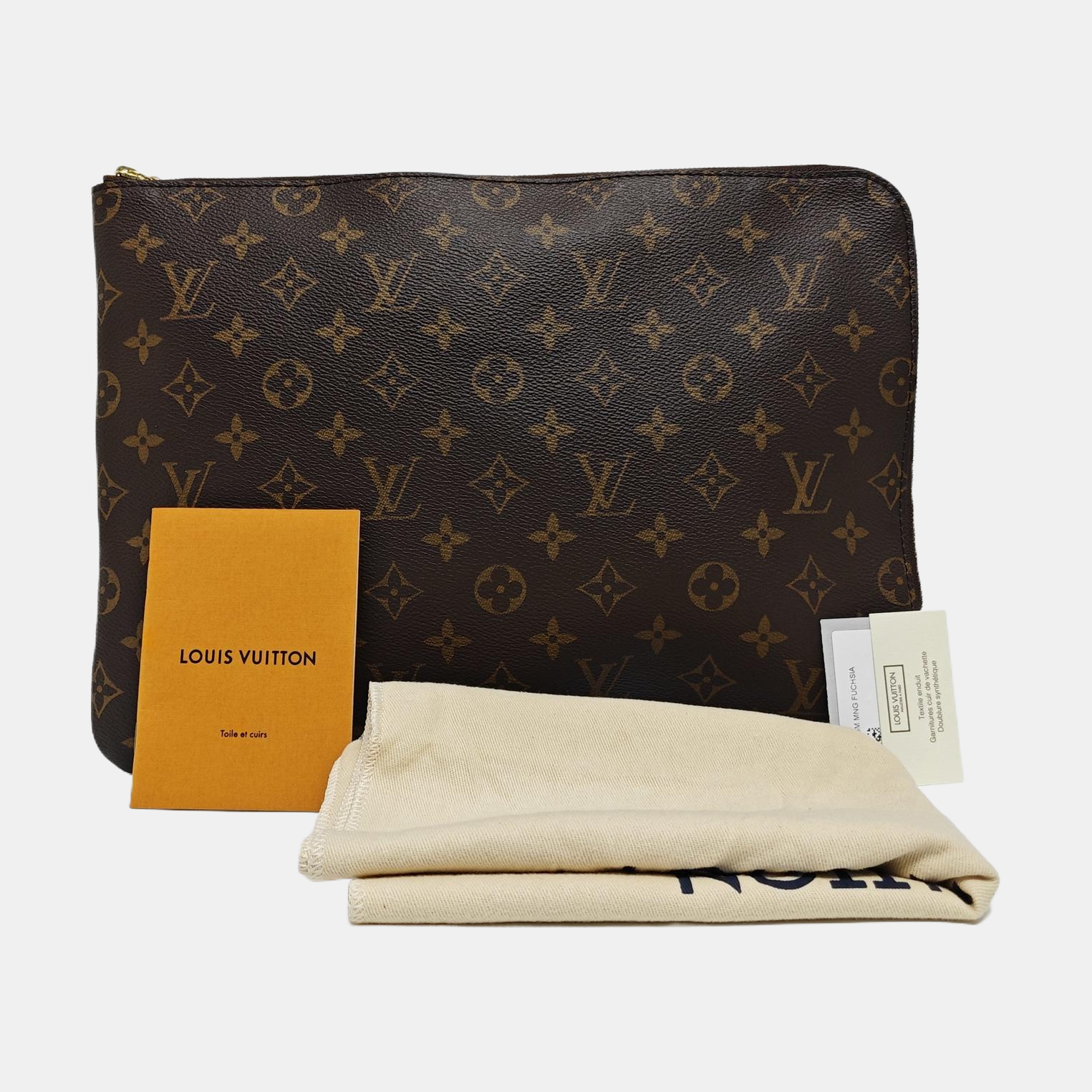 Etui Voyage MM Monogram Coated Canvas Brown