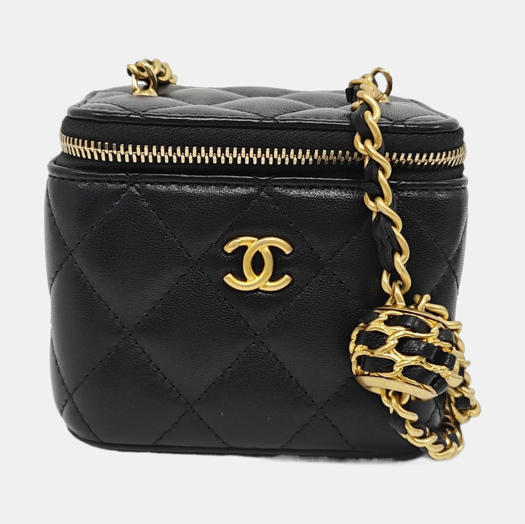 VANITY CASE Mini Quilted Lambskin Black
