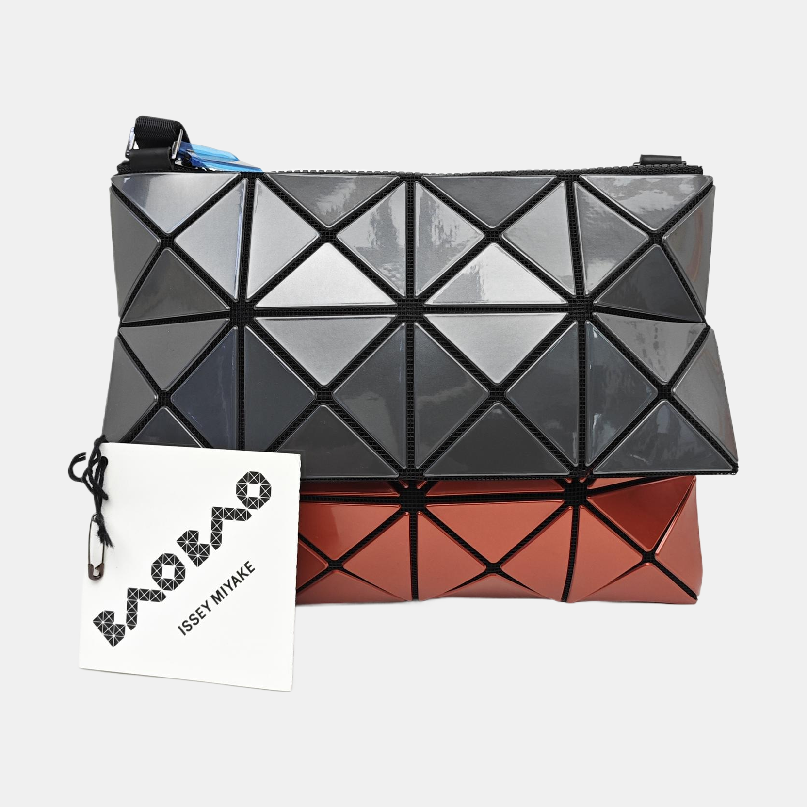 Special Material Shoulder Bag Red