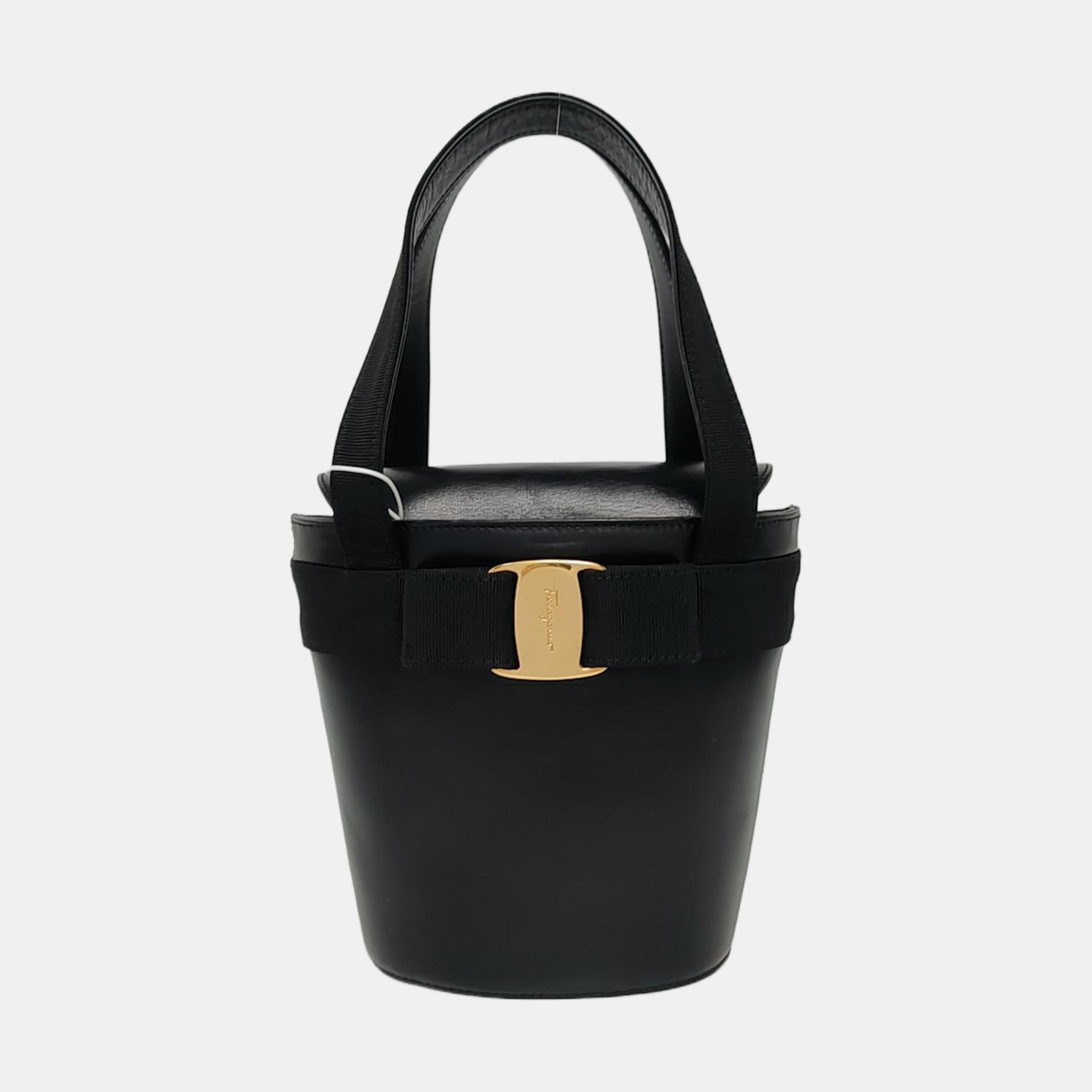 Vara Small Calfskin Black
