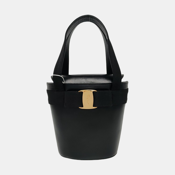 Vara Small Calfskin Black