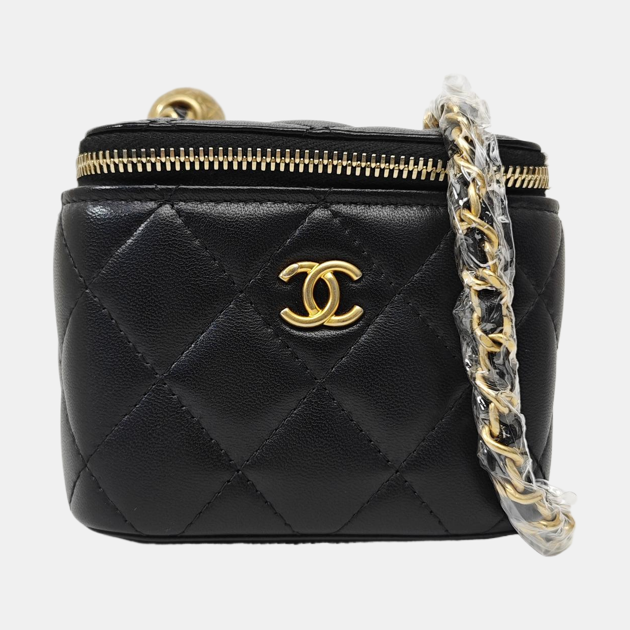 VANITY CASE Mini Quilted Lambskin Black