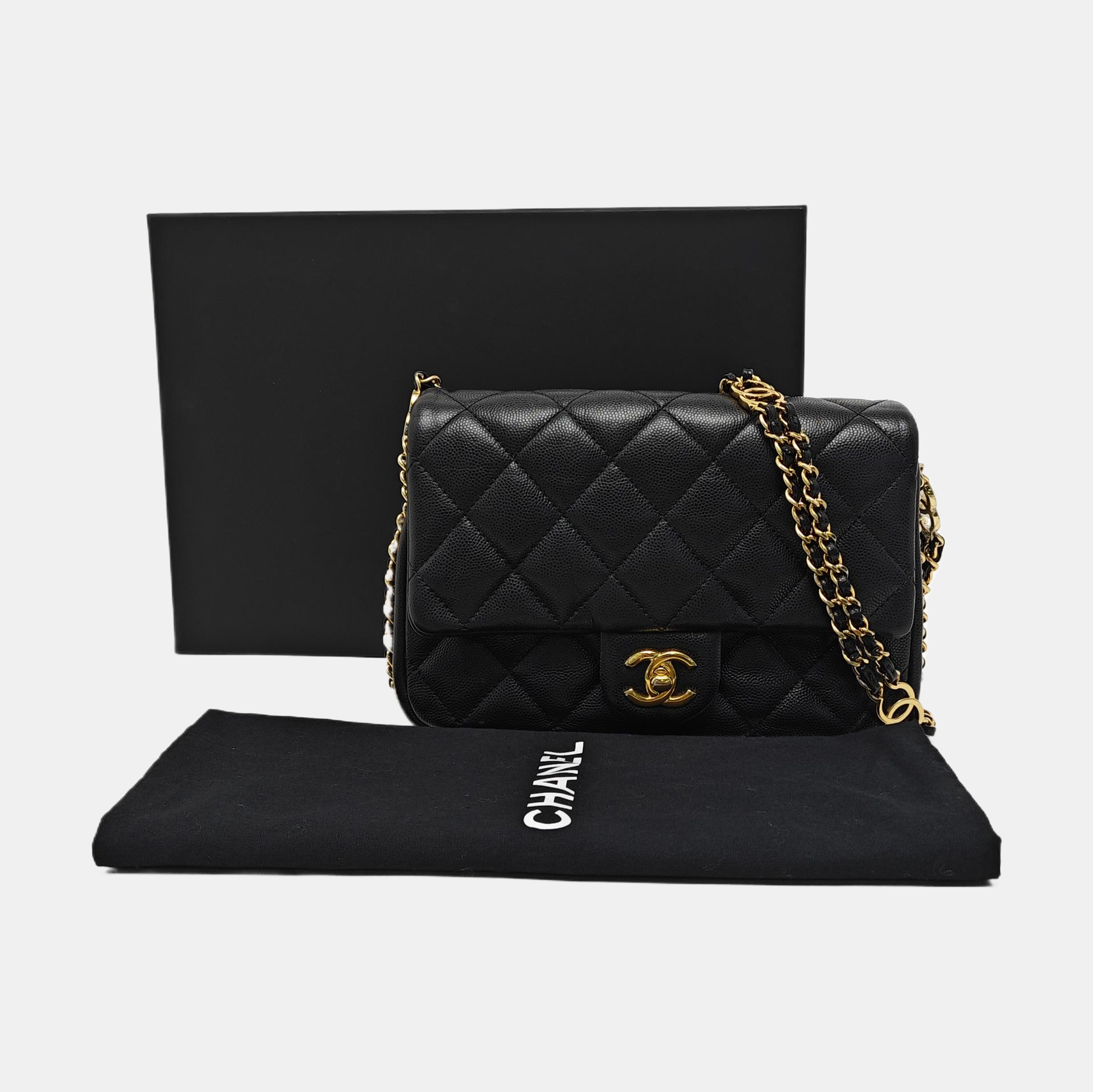 CLASSIC FLAP Mini Quilted Grained Calfskin Black