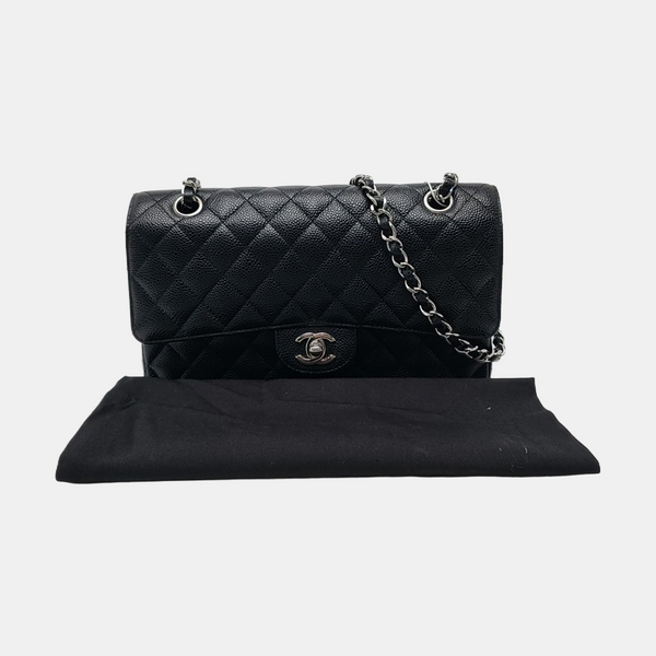CLASSIC FLAP Medium Quilted Grained Calfskin Black