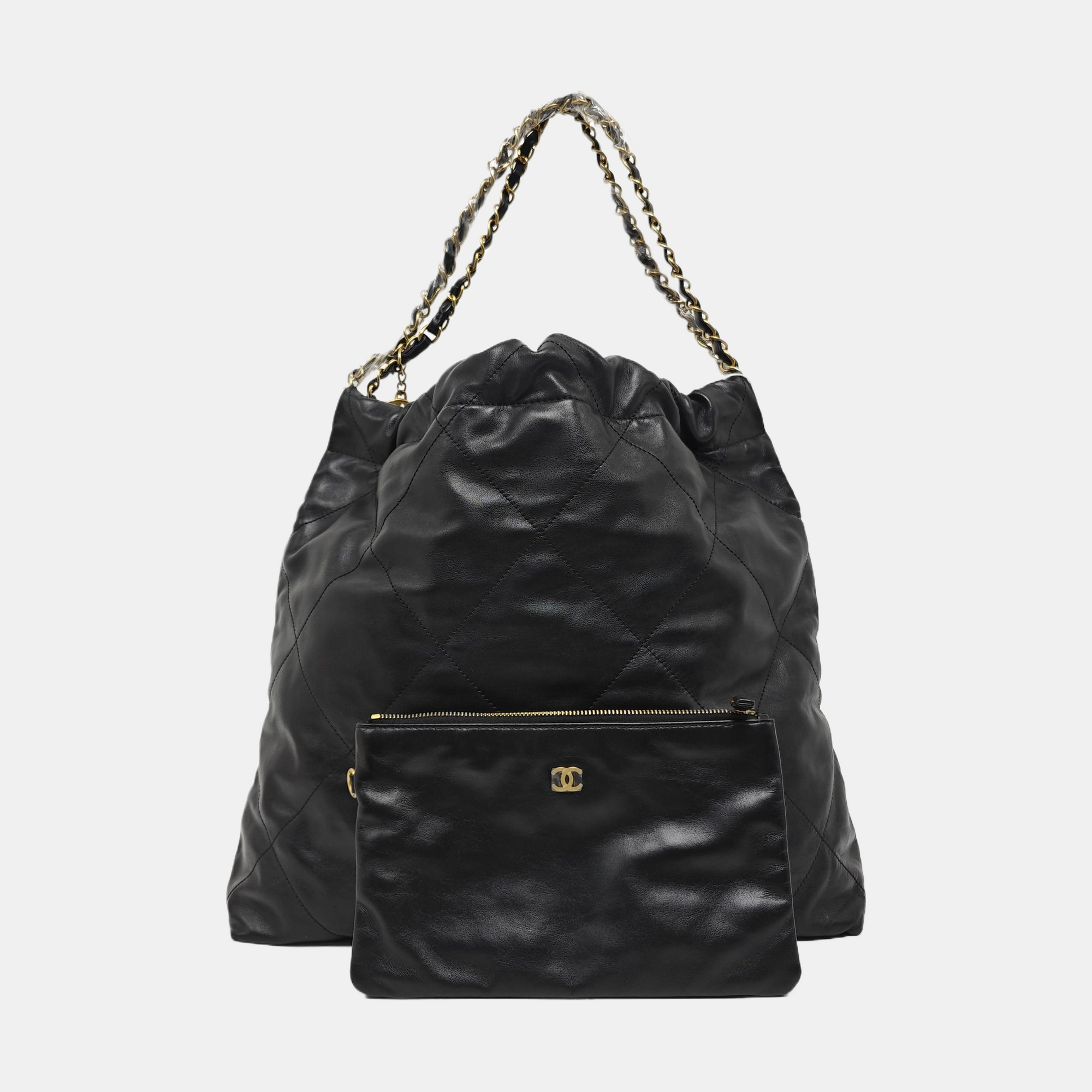 CHANEL 22 Medium Quilted Calfskin Black