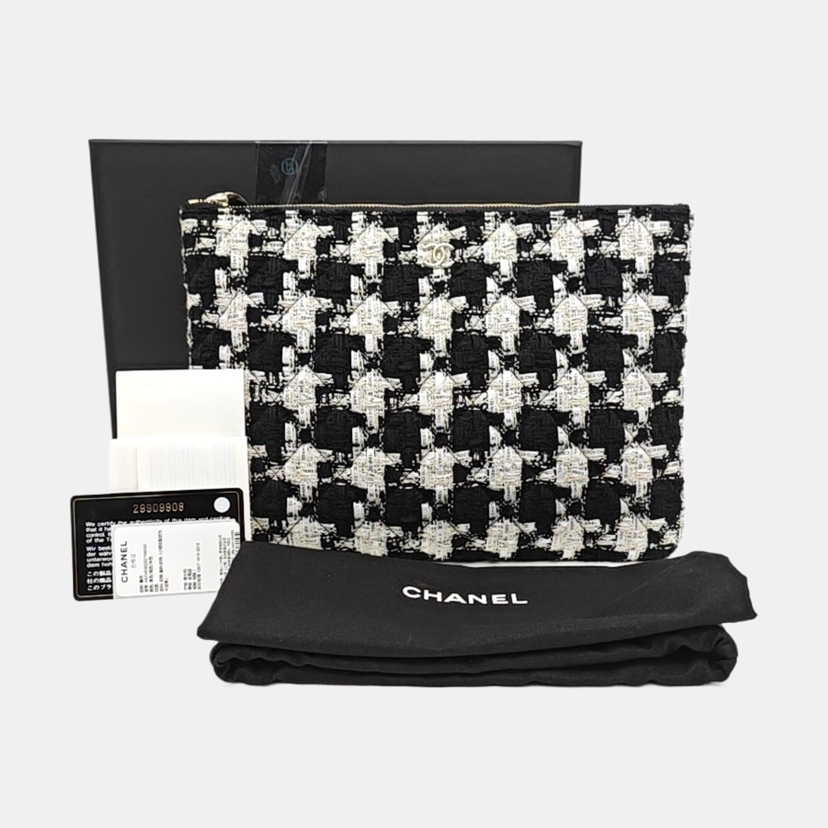 CLASSIC FLAP Medium Quilted Fabric Black