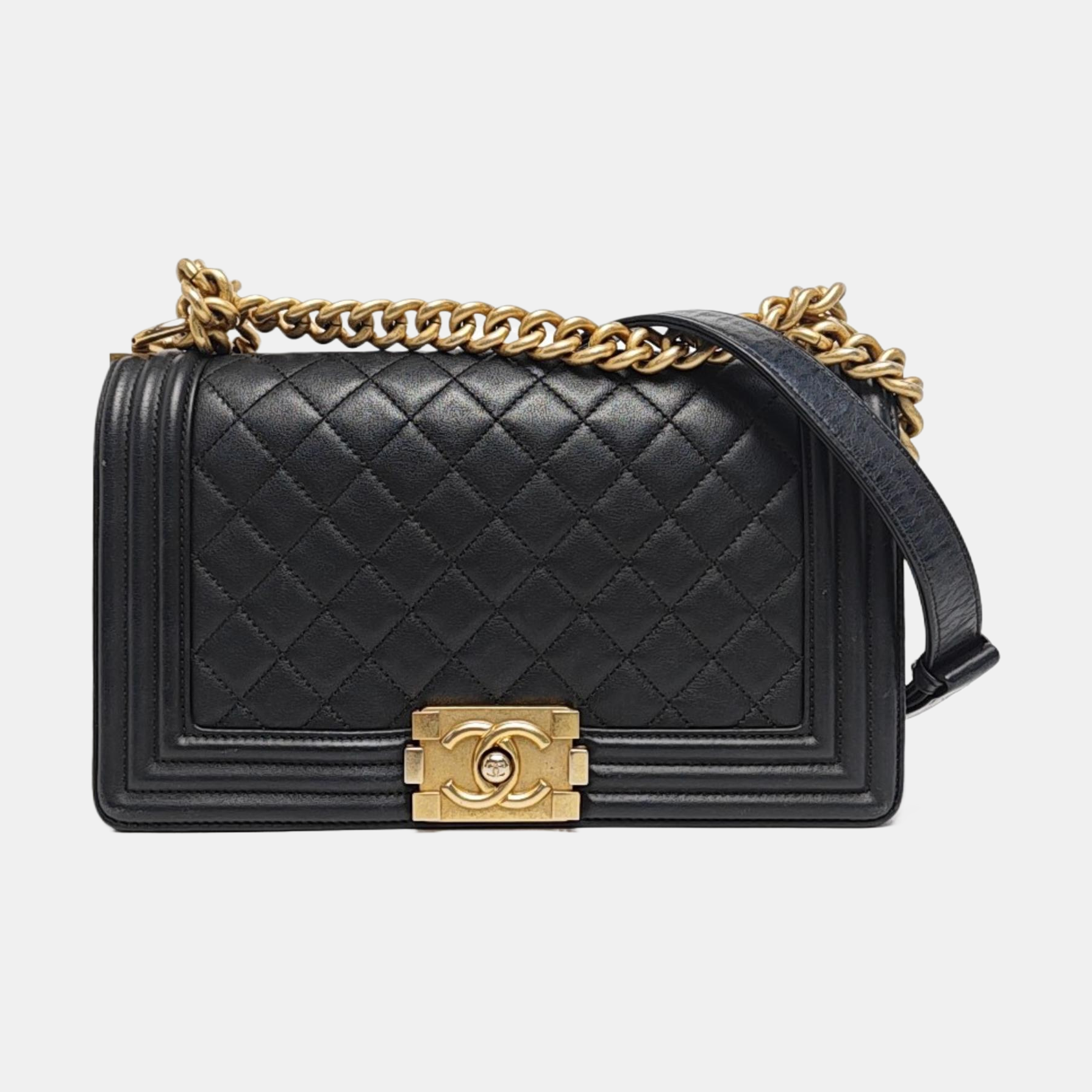 BOY CHANEL Medium Quilted Calfskin Black