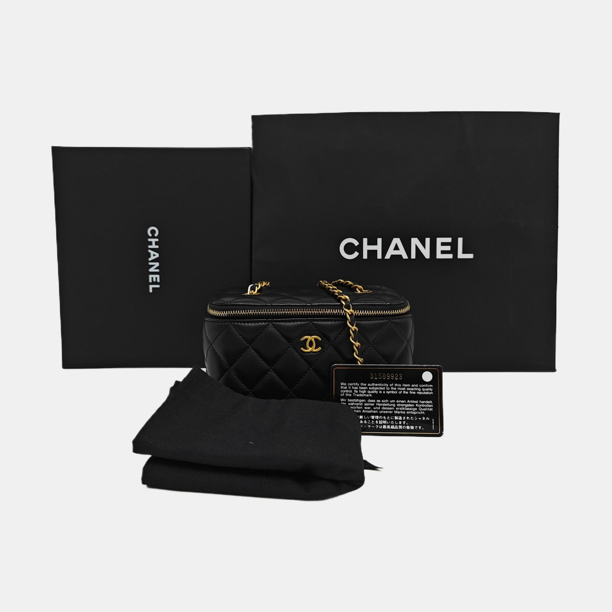 VANITY CASE Small Quilted Lambskin Black