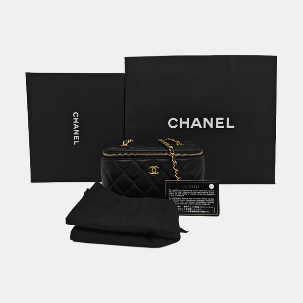 VANITY CASE Small Quilted Lambskin Black