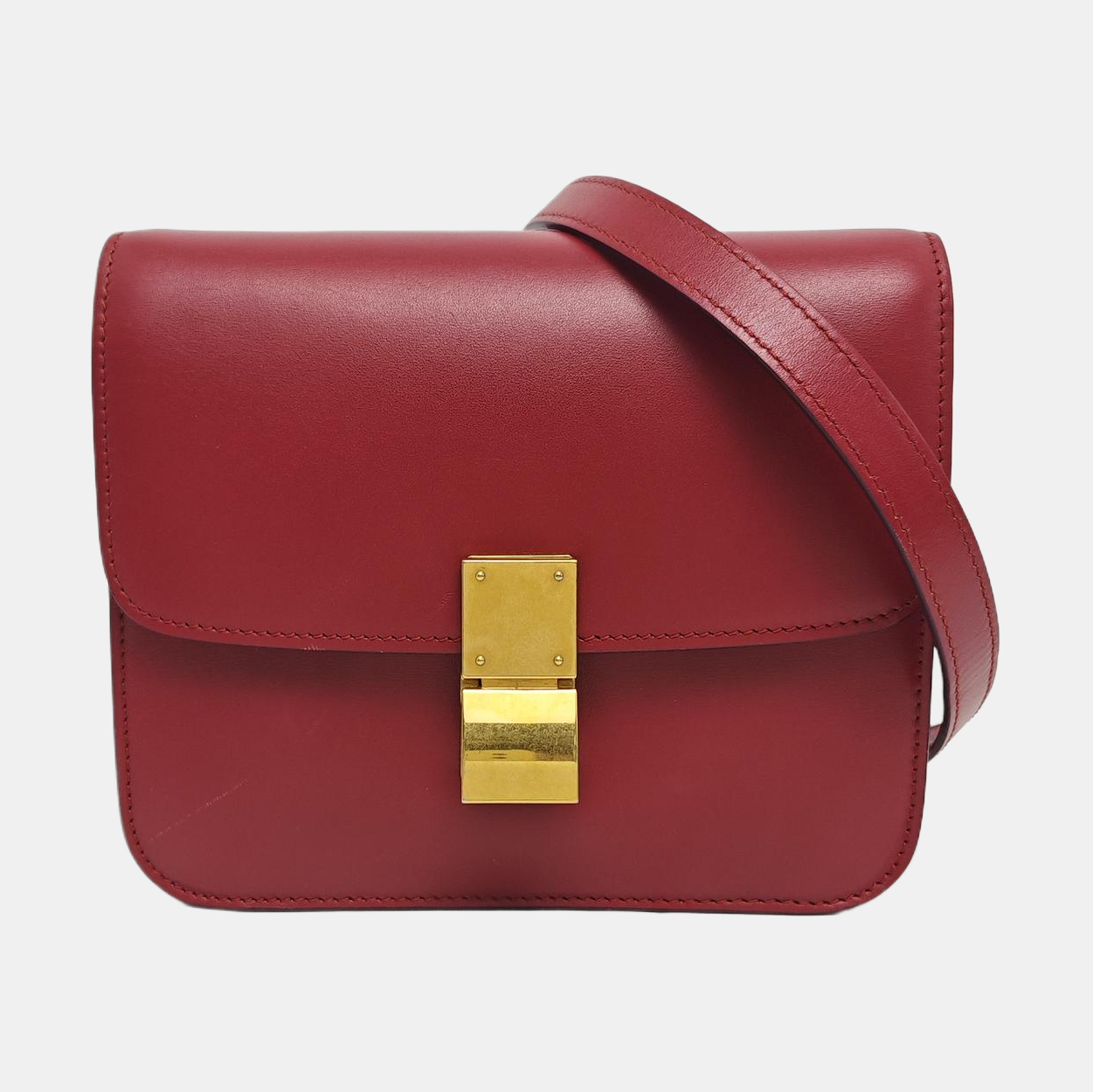 Authenticated pre-owned  CLASSIC BOX Small Calfskin Red - Shoulder Bag at Looply