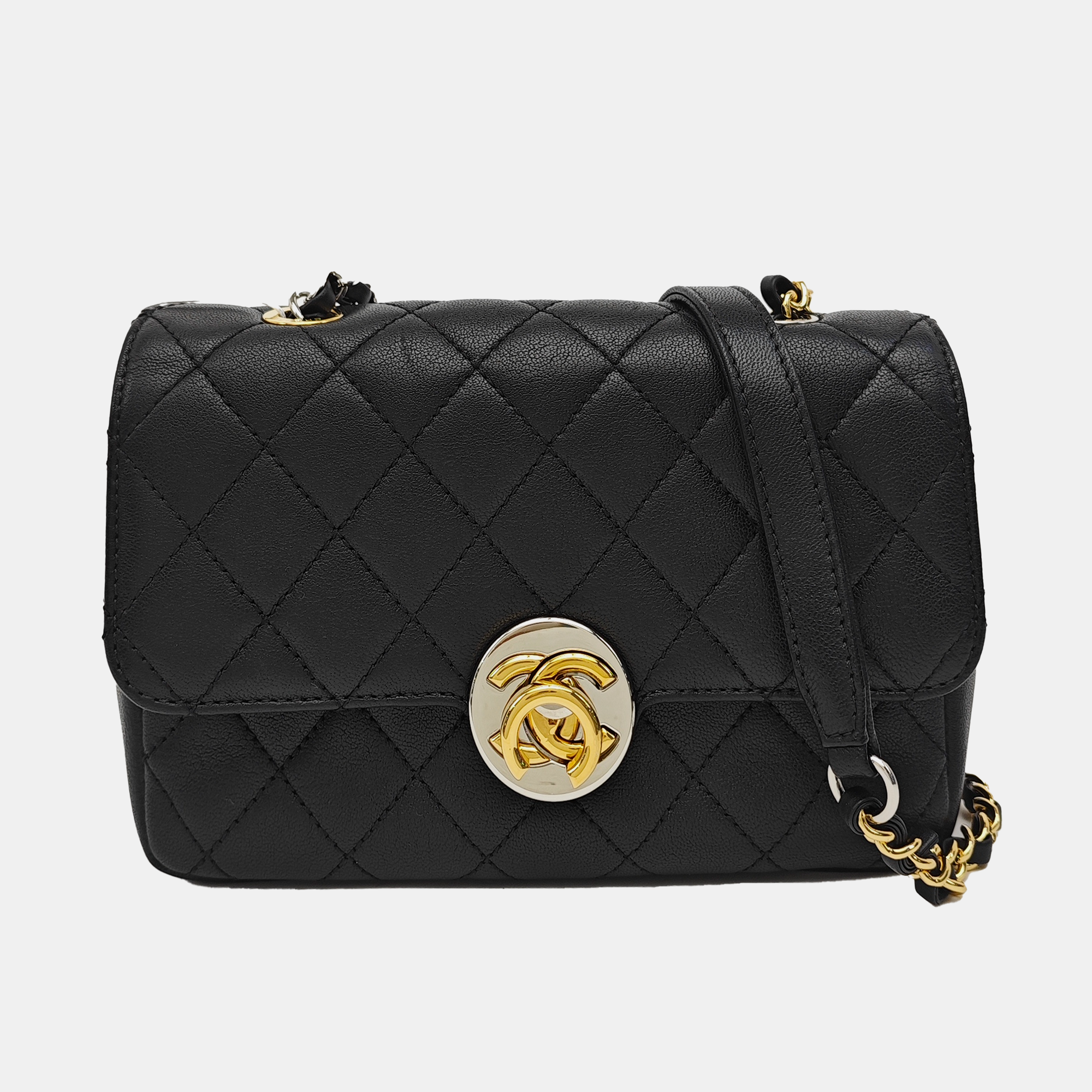 CIRCLED CC WOC Quilted Calfskin Black