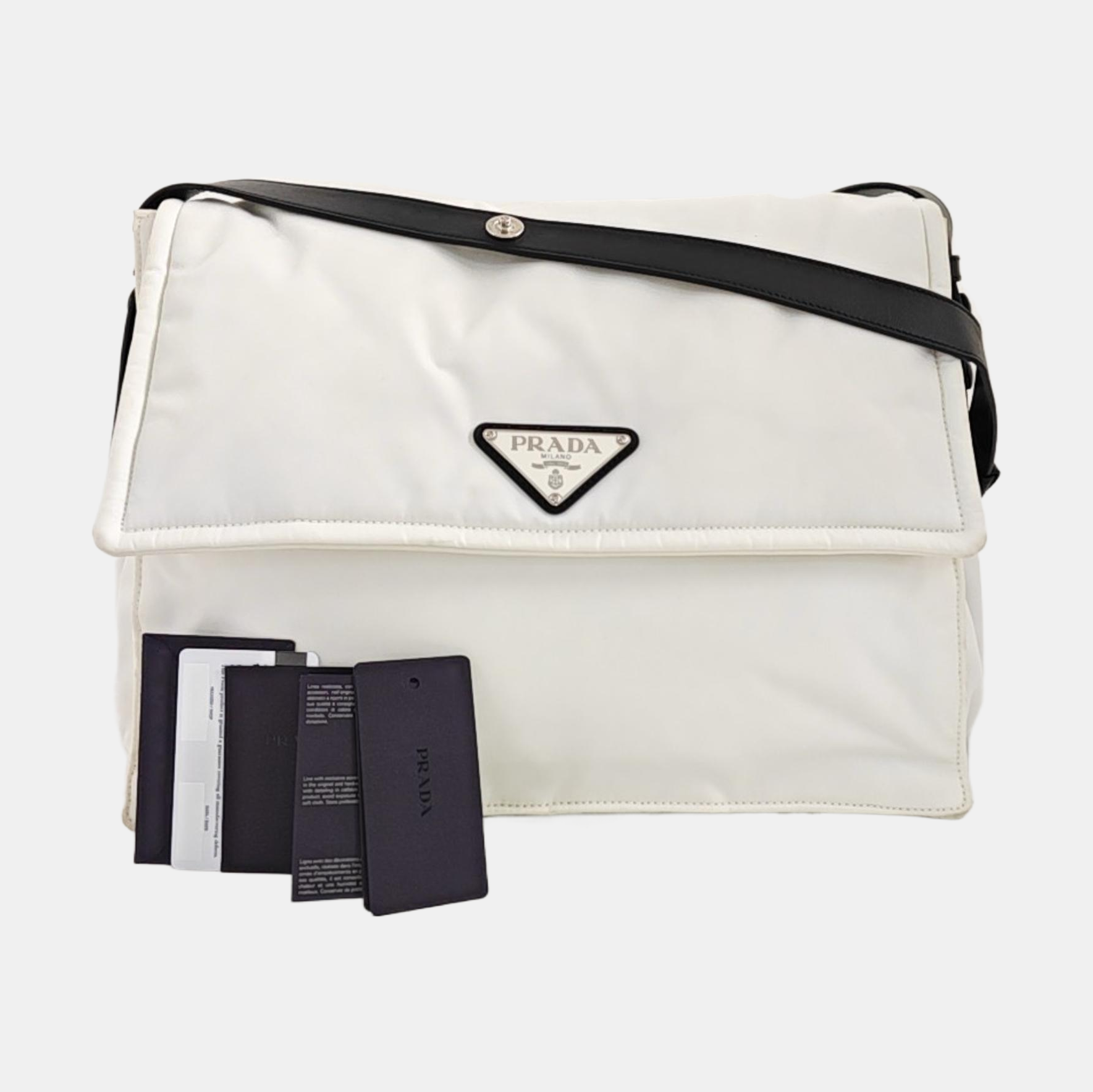 Invite Large Nylon White