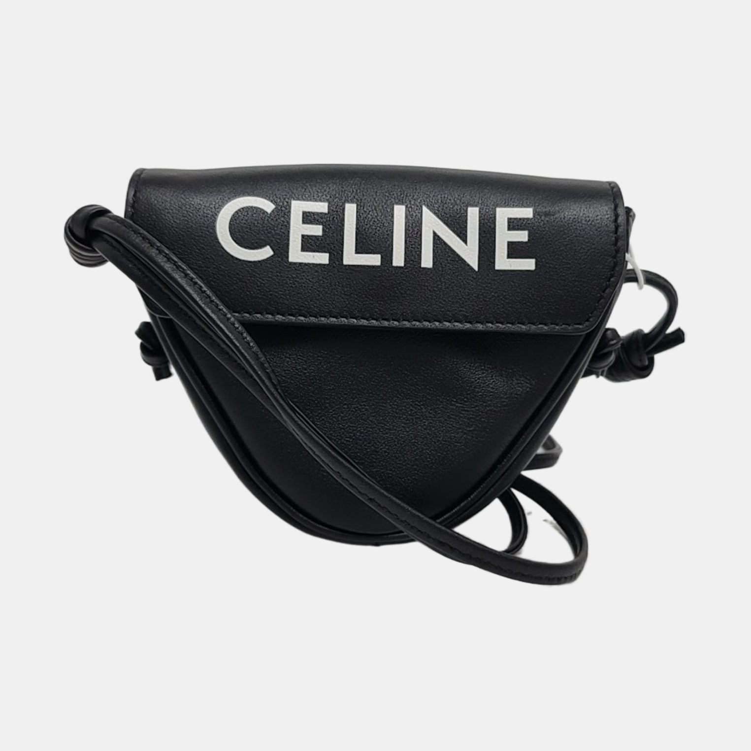 TRIANGLE Calfskin Black