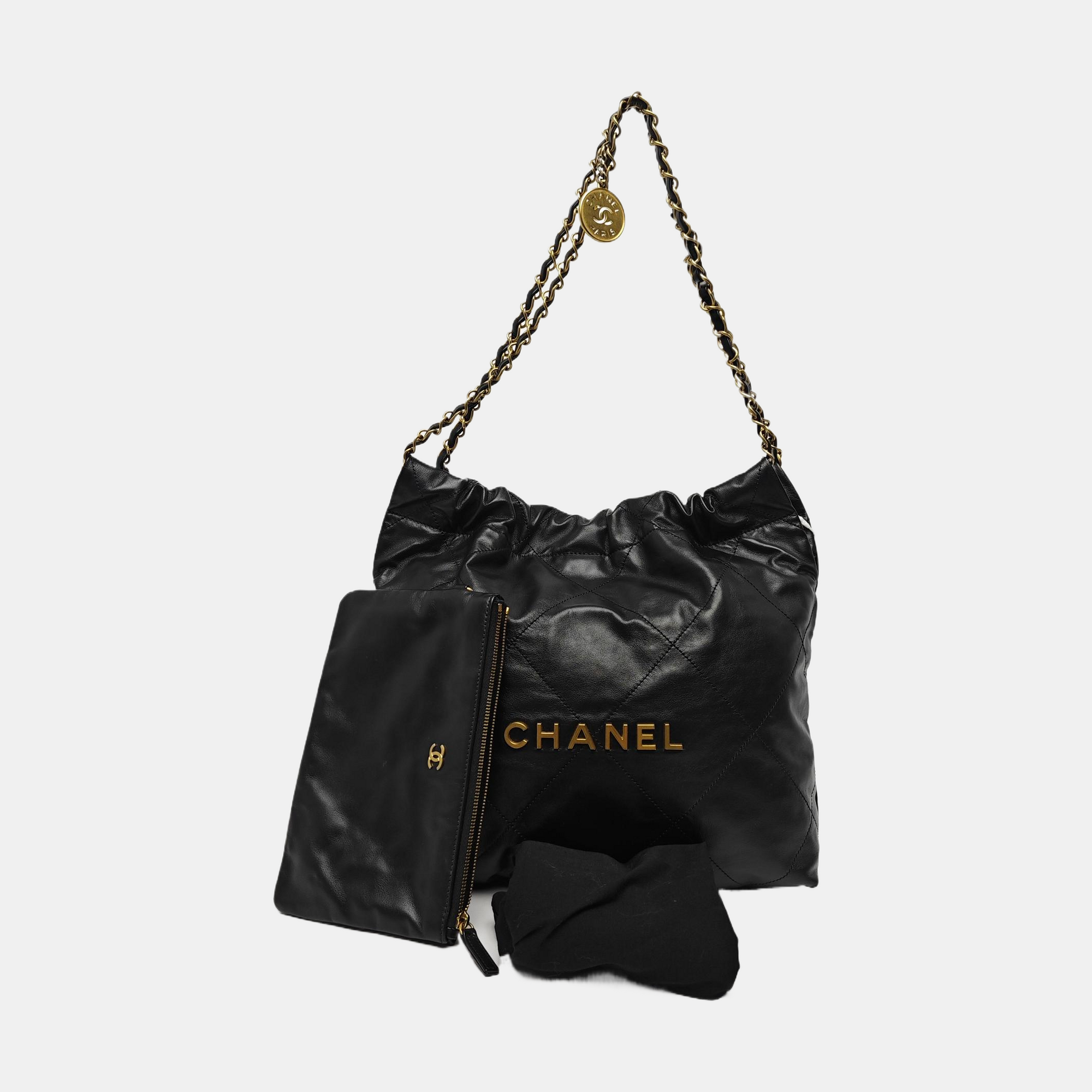 CHANEL 22 Small Quilted Calfskin Black