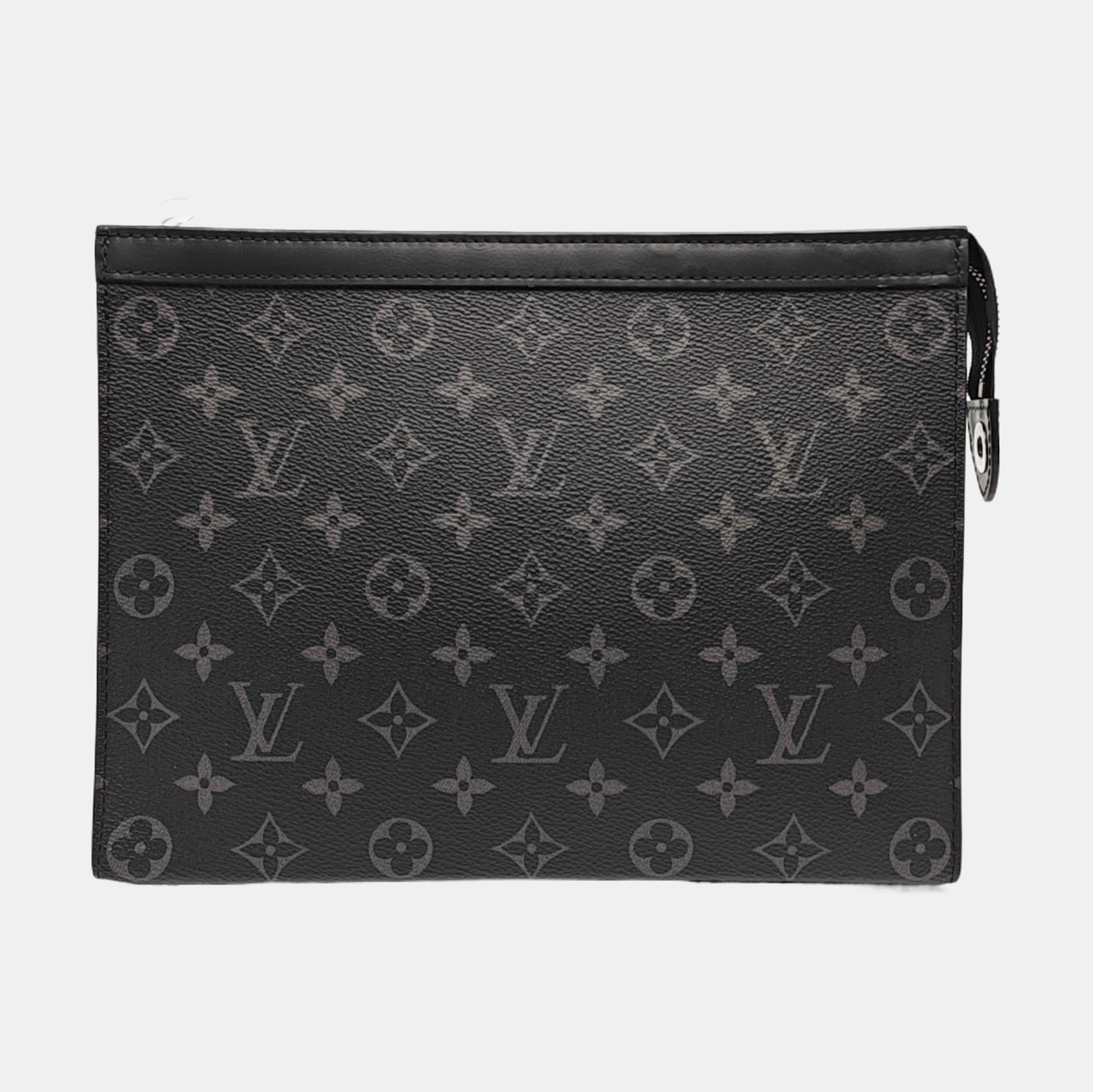 Pochette Voyag MM Monogram Coated Canvas Black