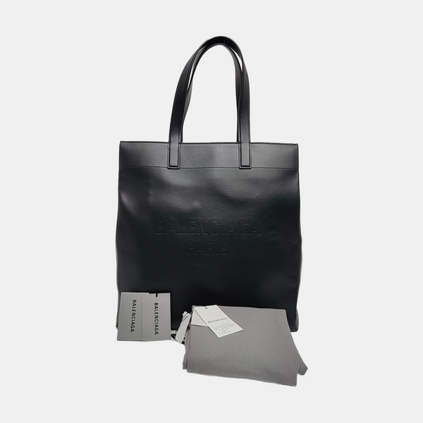 DUTY FREE North-South Calfskin Black