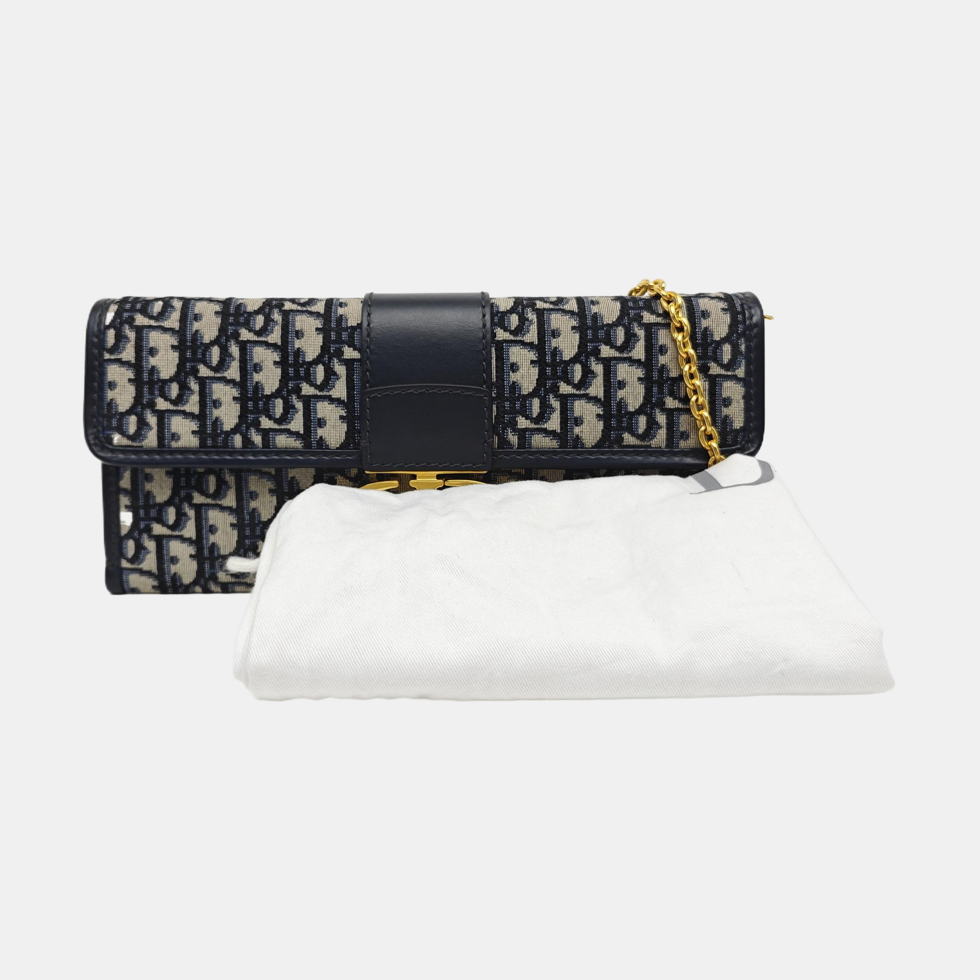 30 Montaigne Oblique Canvas Blue